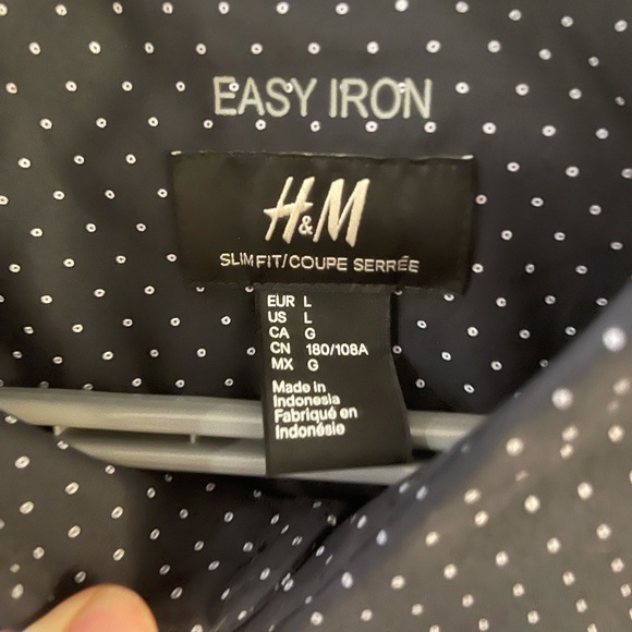 H&M Men’s dress shirt size L. (Worn once) - Picture 2 of 3